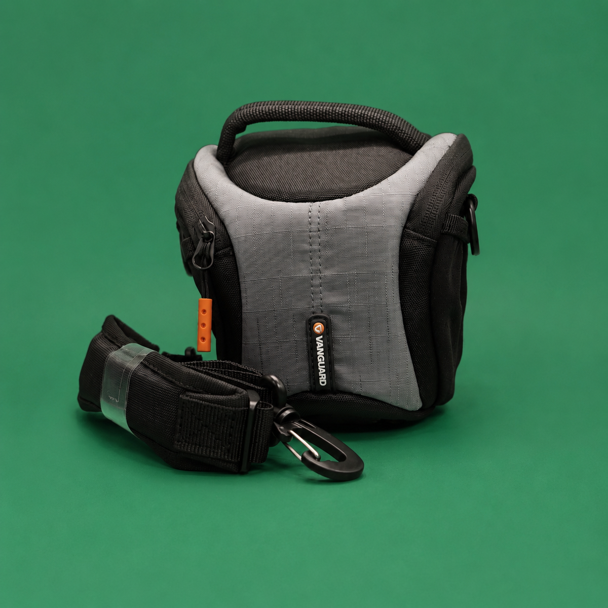 Vanguard Oslo 12Z Camera Bag