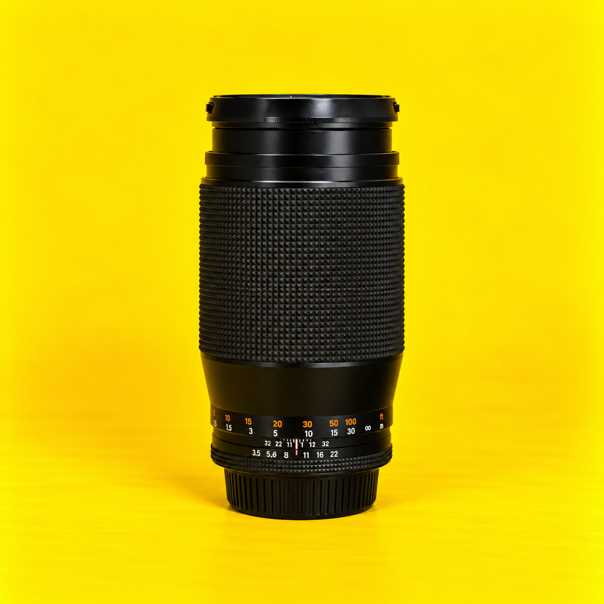 Carl Zeiss Tele-Tessar T* 200mm