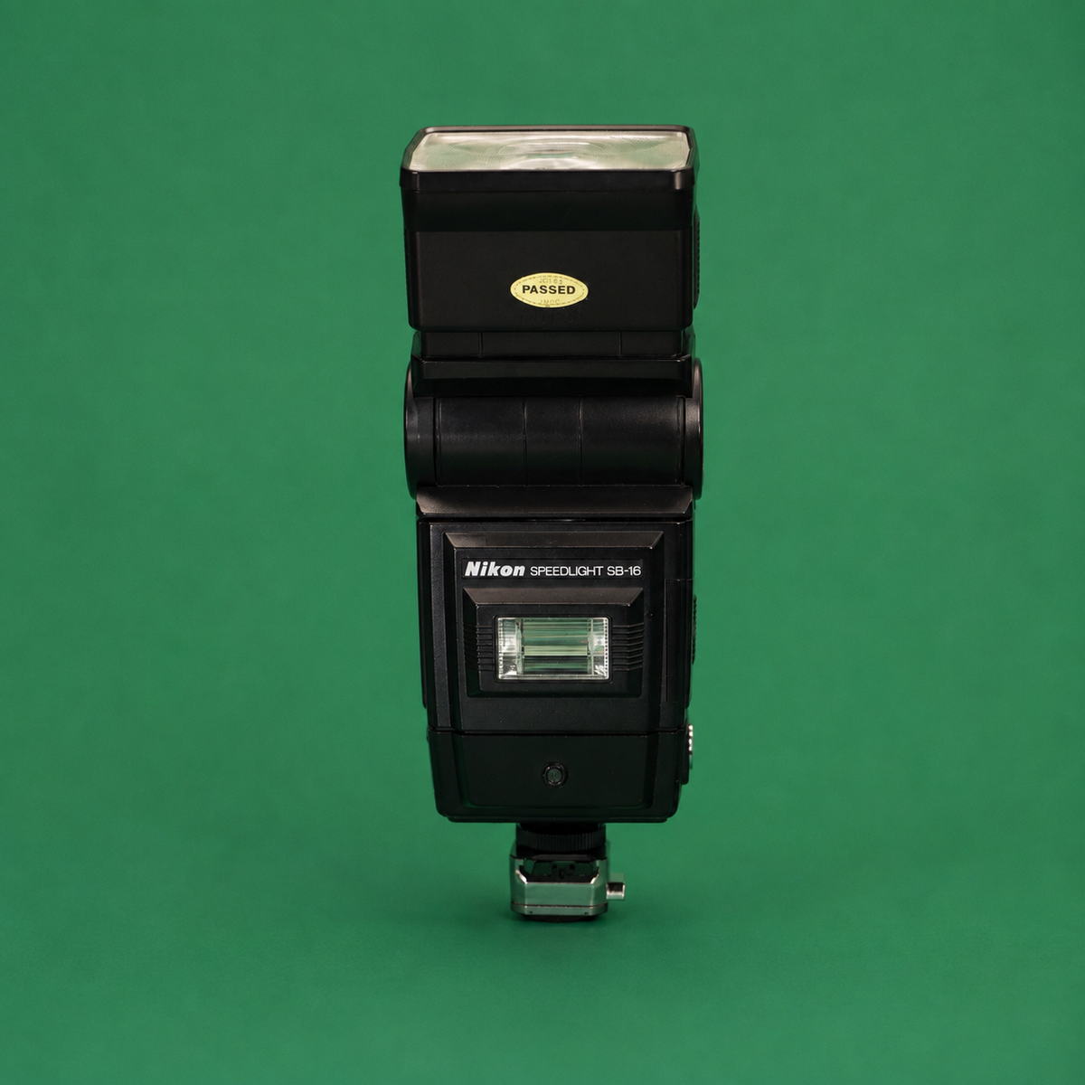 Nikon Speedlight SB-16