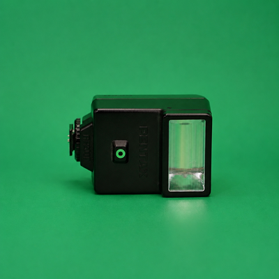 Pentax AF200T Flash